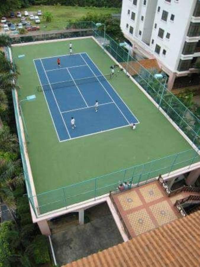 Alza Mahkota Hotel Melaka Kültér fotó